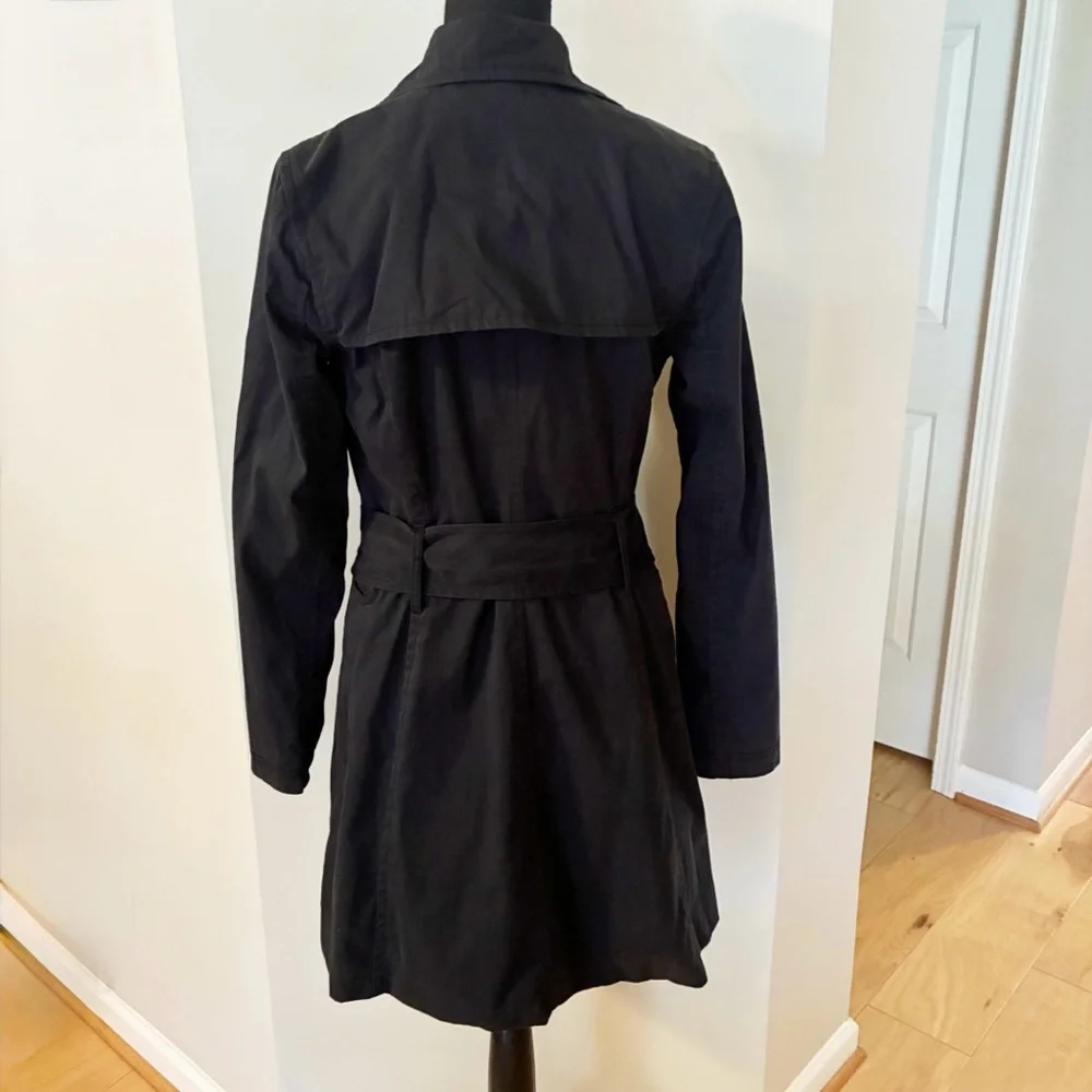 Jacob Black Feminine Vintage Trench Coat with Waist Tie, Pockets; size Small - Picture 4 of 13